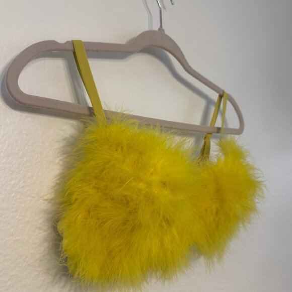 Yellow Fluffy Feather Bra adjustable straps (34 C) - Picture 2 of 3